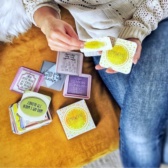 Empowering Questions Cards for Mindfulness & Meditation - The Original Deck - Picture 6 of 6